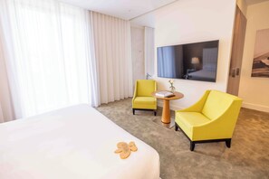 أغطية فراش متميزة ومأكولات ومشروبات مجانية في الميني بار