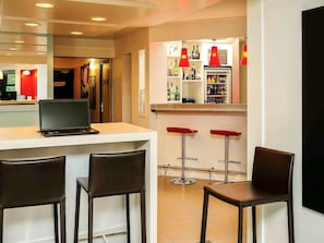 Bar (in der Unterkunft)