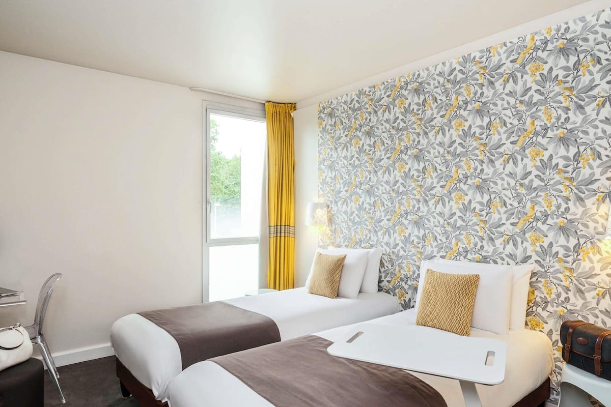 Superior Room, 2 Twin Beds | Premium bedding, pillowtop beds, in-room safe, desk