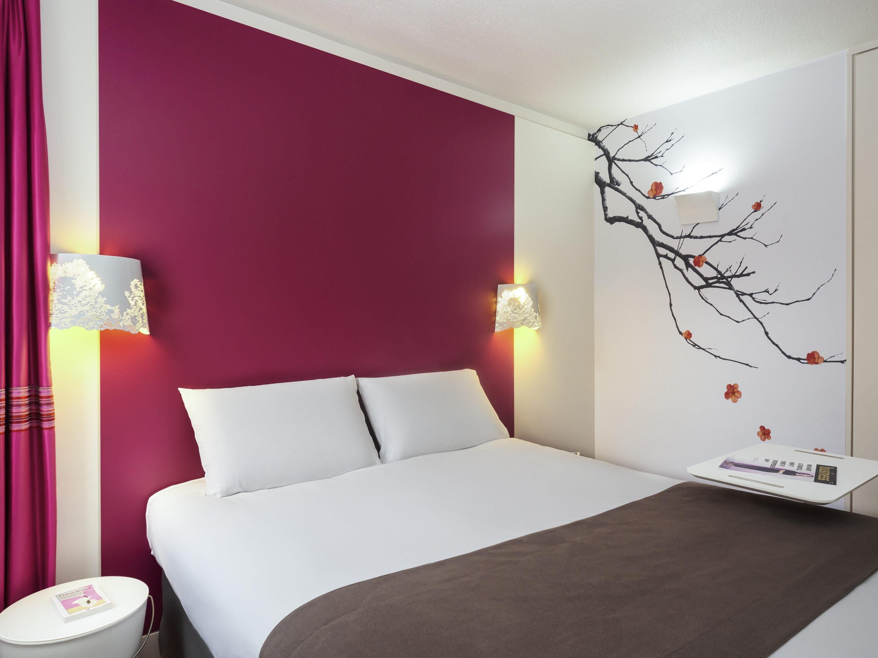 Habitación clásica, 1 cama matrimonial | Ropa de cama de alta calidad y camas con pillow-top 