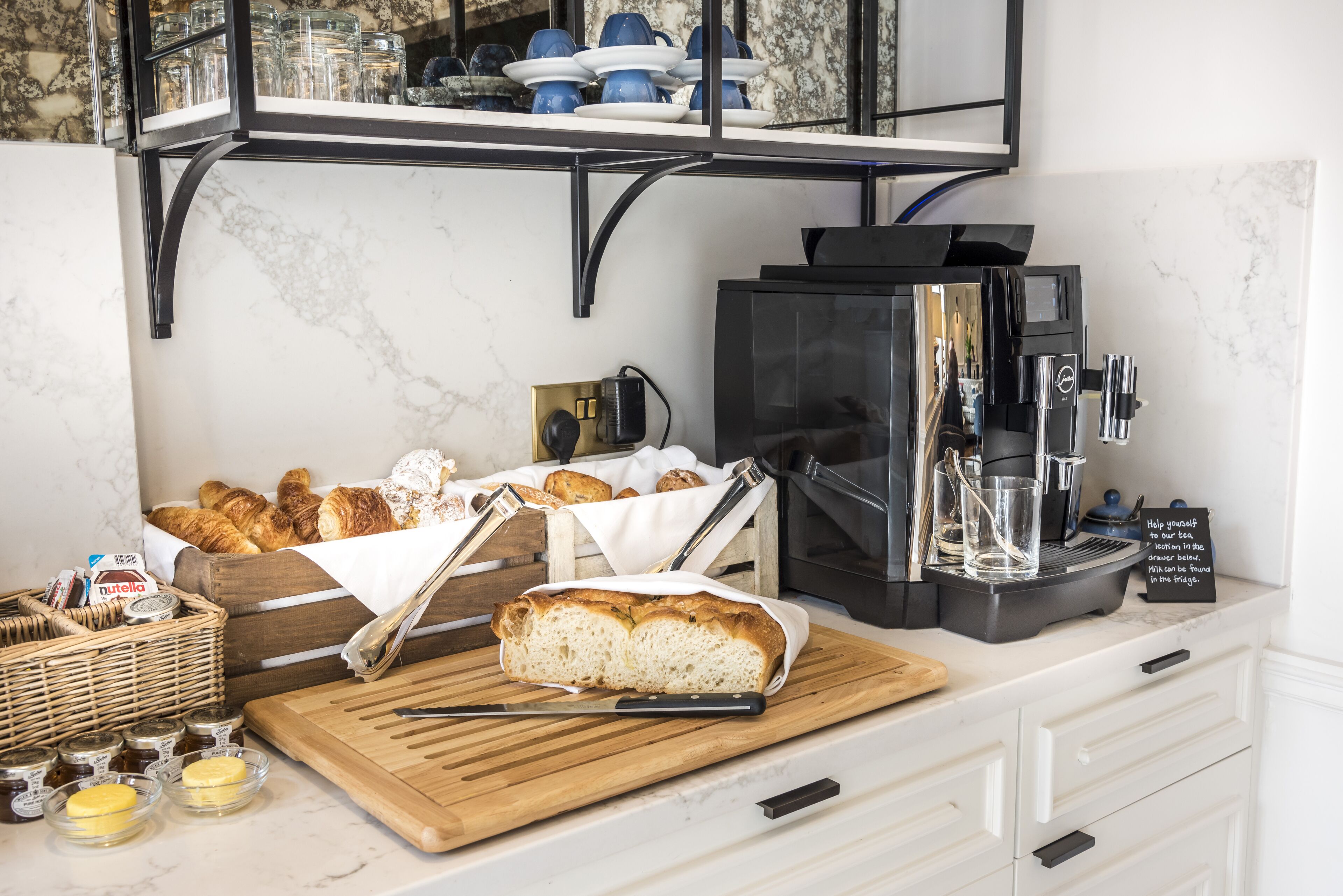 Daily English breakfast (GBP 36 per person)