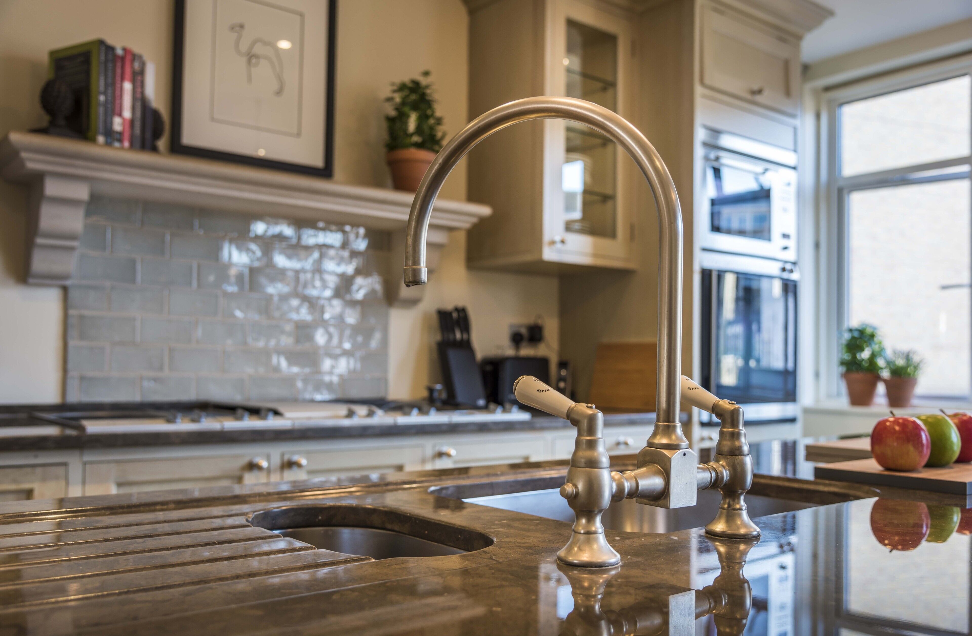 three bedroom apartment | private kitchen | coffee/tea maker, electric kettle