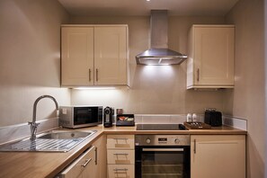 Studio Apartment | Shared kitchen | Coffee/tea maker, electric kettle