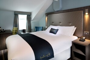 In-room safe, desk, iron/ironing board, free WiFi