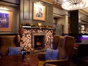 Fireplace - Manchester South Hotel, Sure Hotel Collection by BW (Manchester)