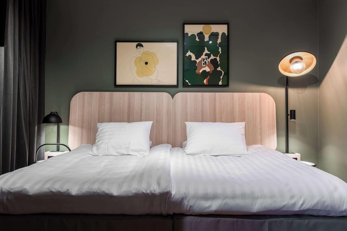 1 habitación, escritorio, cunas gratuitas y wifi gratis