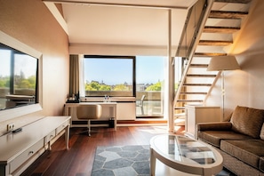 1 bedroom, minibar, in-room safe, desk