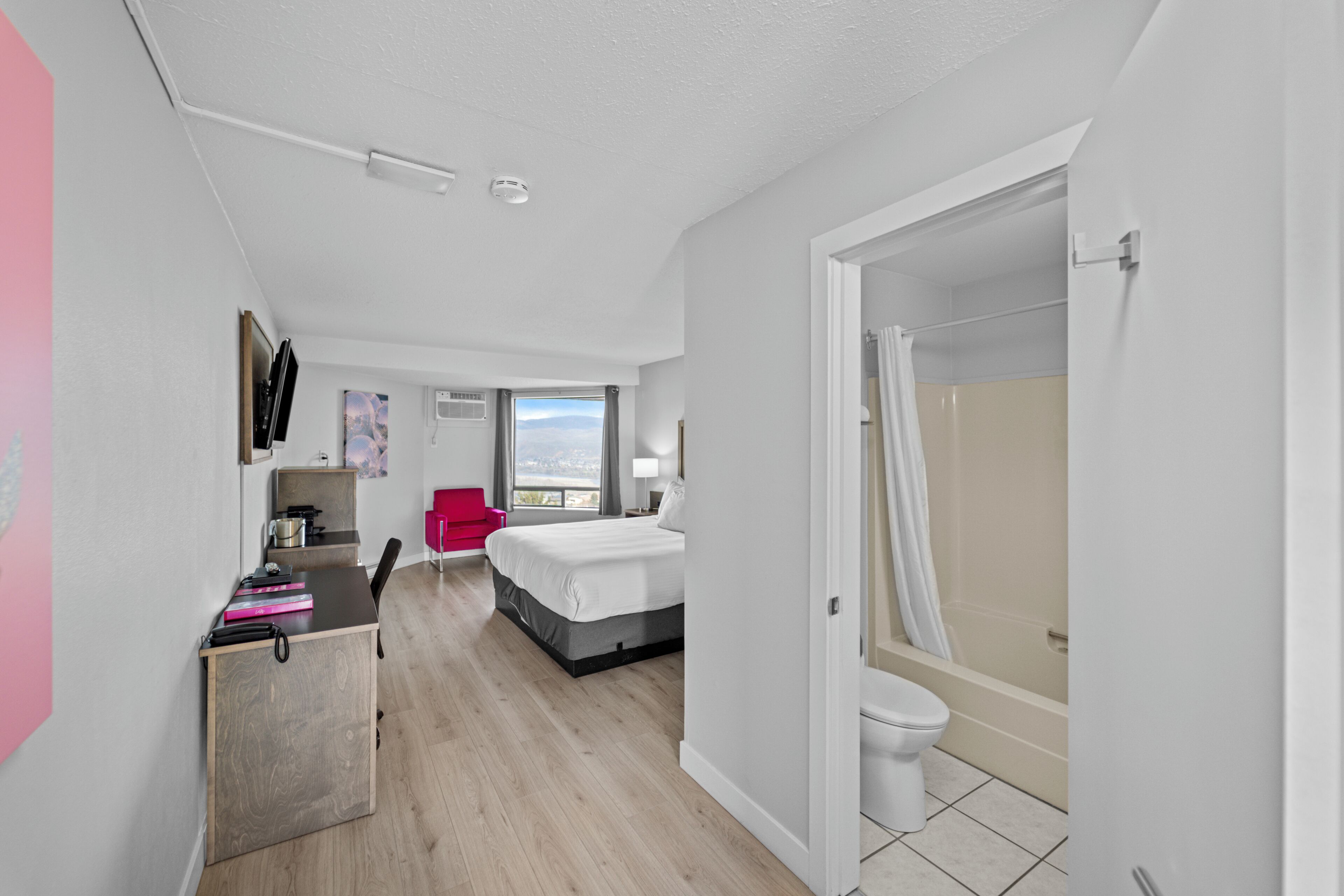 Deluxe-Einzelzimmer, 1 King-Bett | Kostenloses WLAN, Bettwäsche