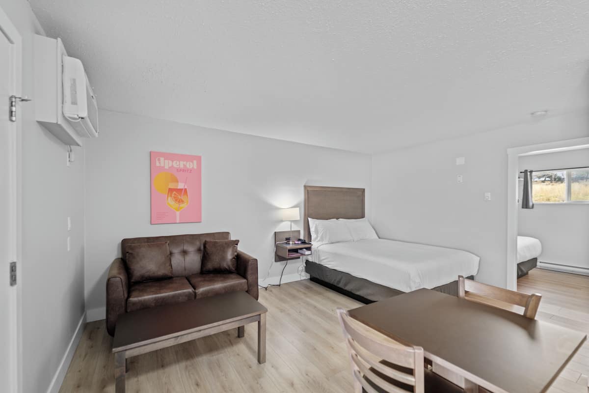 Business Suite | Living area