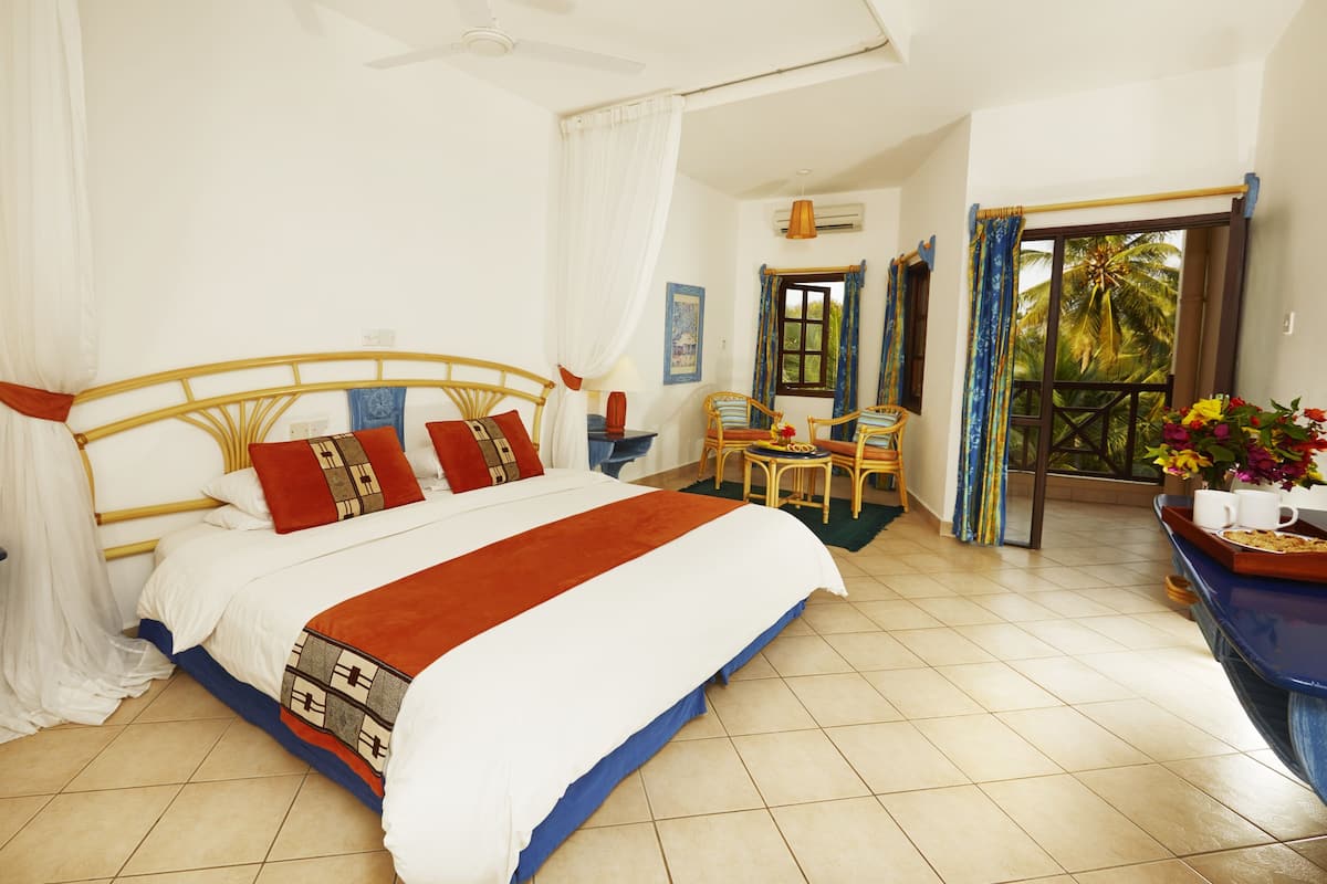 In-room safe, desk, cribs (free), WiFi (free)