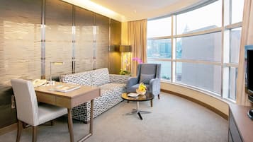 Harbour View King Suite | Living room