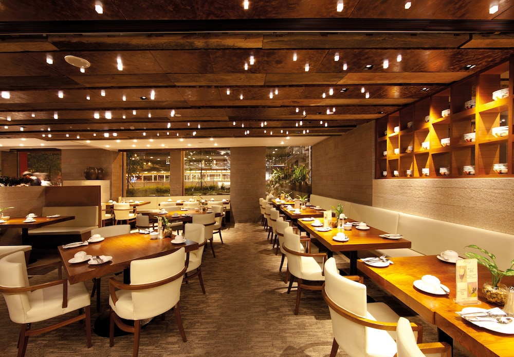 The Salisbury - YMCA of Hong Kong by null
