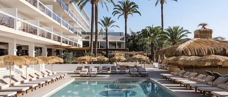 2 outdoor pools, pool umbrellas, sun loungers