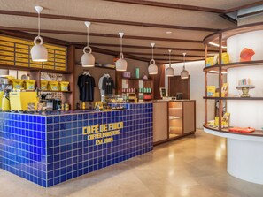 Coffee shop