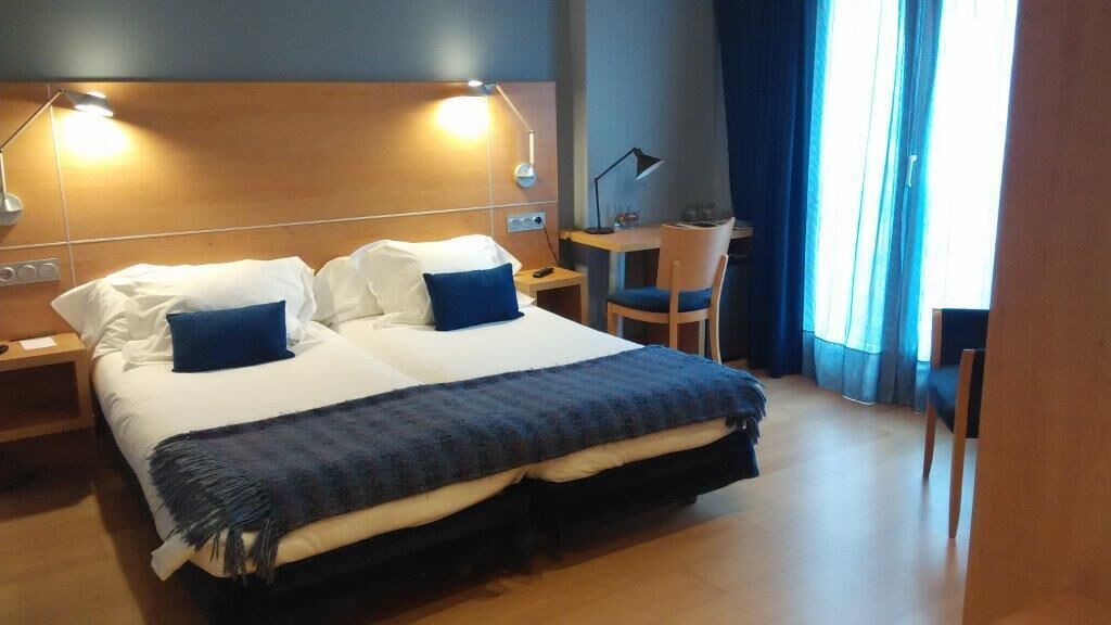 1 bedroom, premium bedding, down duvets, in-room safe