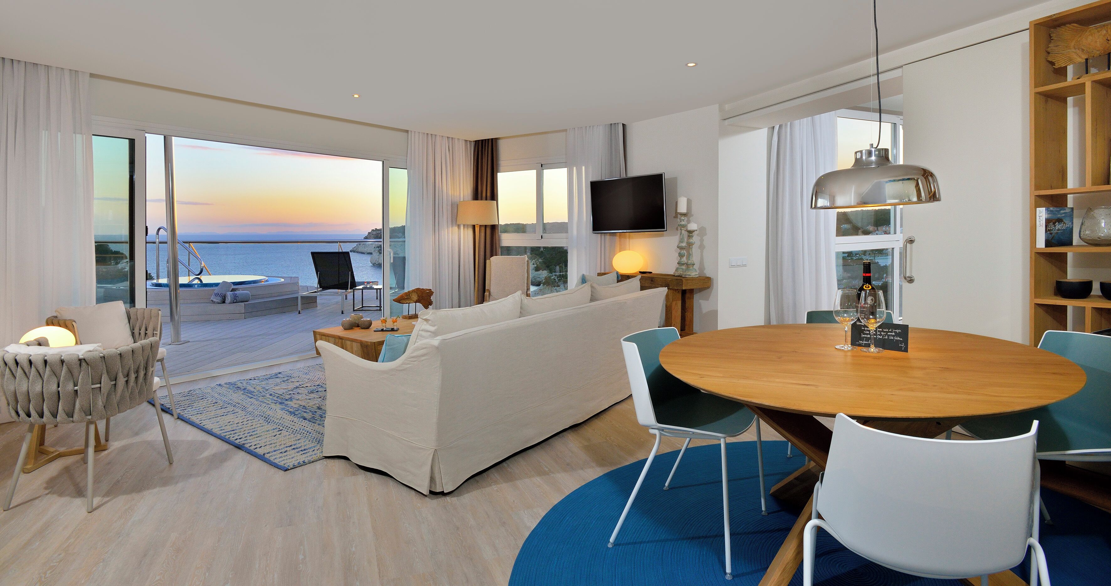 The Level, Grand Suite, Cala Galdana Views | Coffres-forts dans les chambres