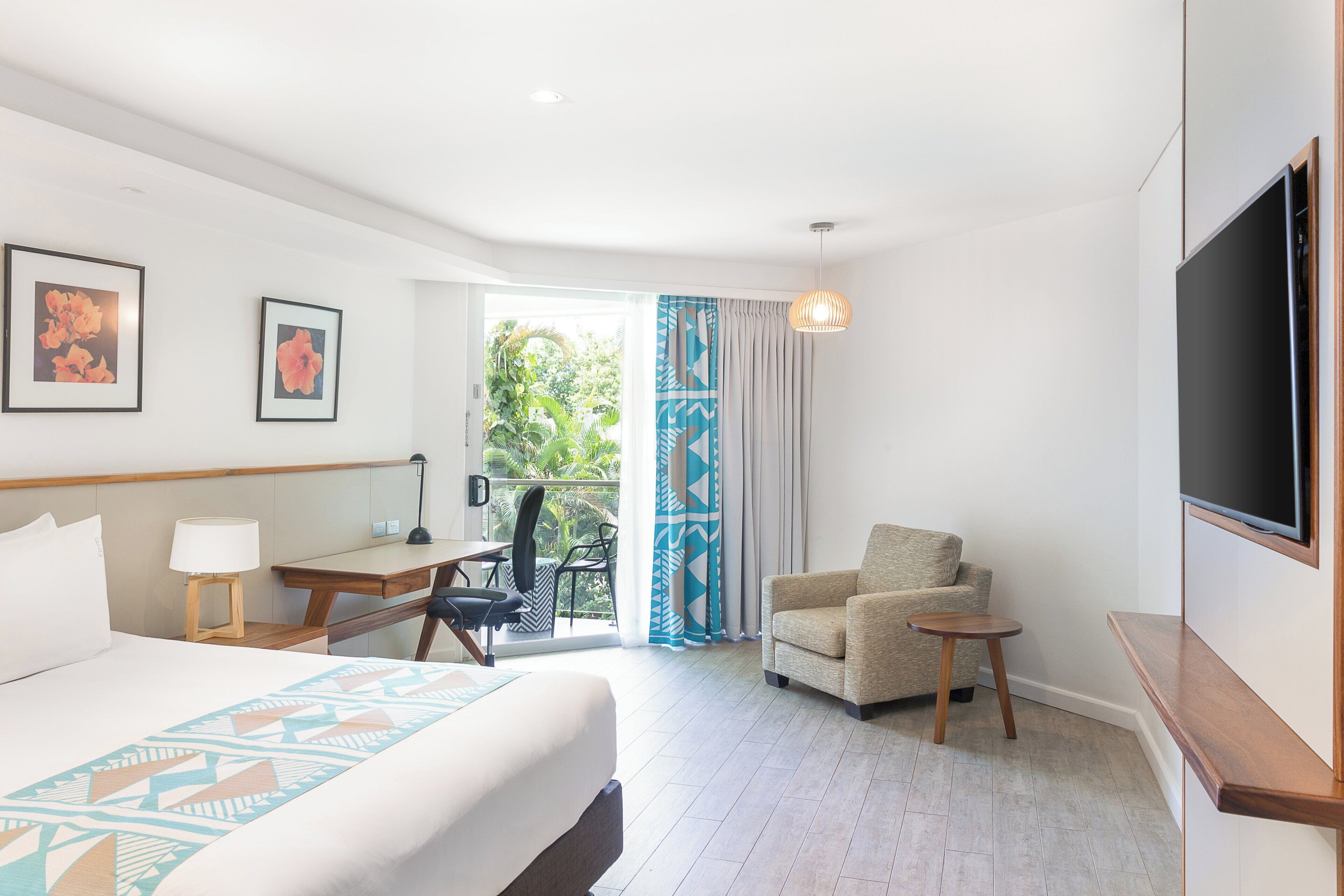 Phòng Tiêu chuẩn, 1 giường cỡ queen, quang cảnh vườn | Minibar, két bảo mật tại phòng, bàn, màn/rèm cản sáng 