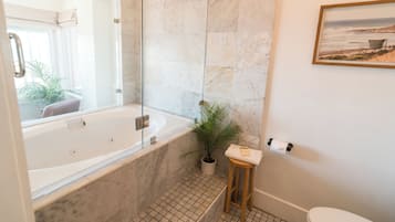 Banyera profunda