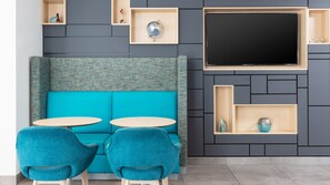 Lobby - Holiday Inn Express Quebec City - Sainte Foy by IHG (Québec City)