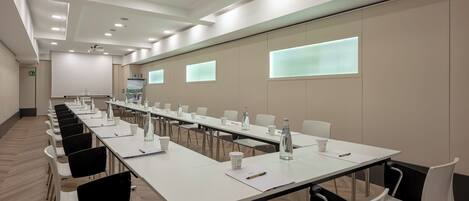 สถานที่จัดงานประชุม