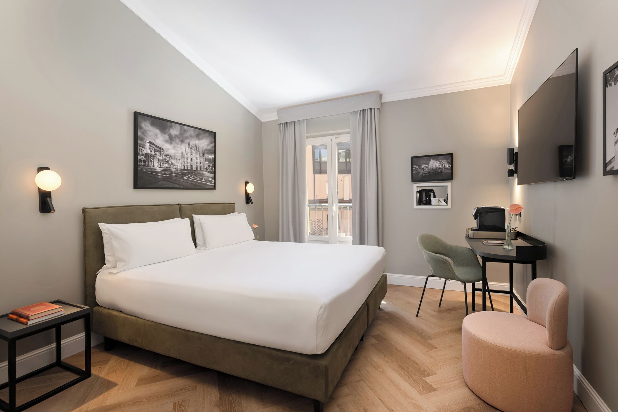 Doppia Deluxe | Biancheria da letto ipoallergenica, minibar, una cassaforte in camera