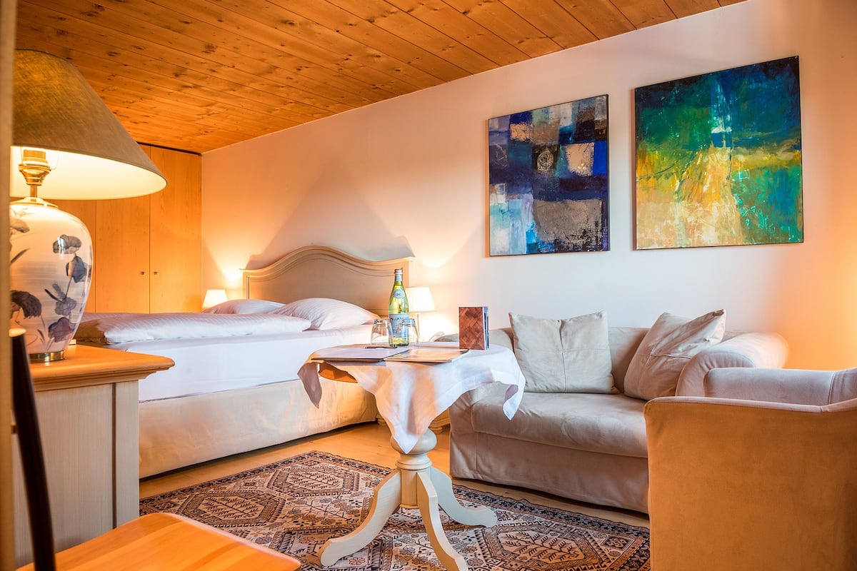 Double Room Superior | Hypo-allergenic bedding, in-room safe, individually furnished, desk