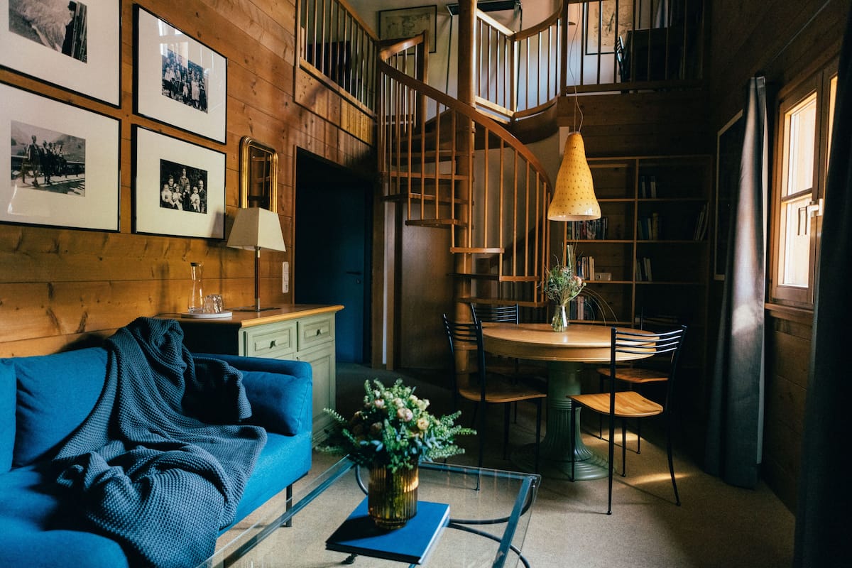 Duplex Suite | Aire de séjour | Téléviseur ACL