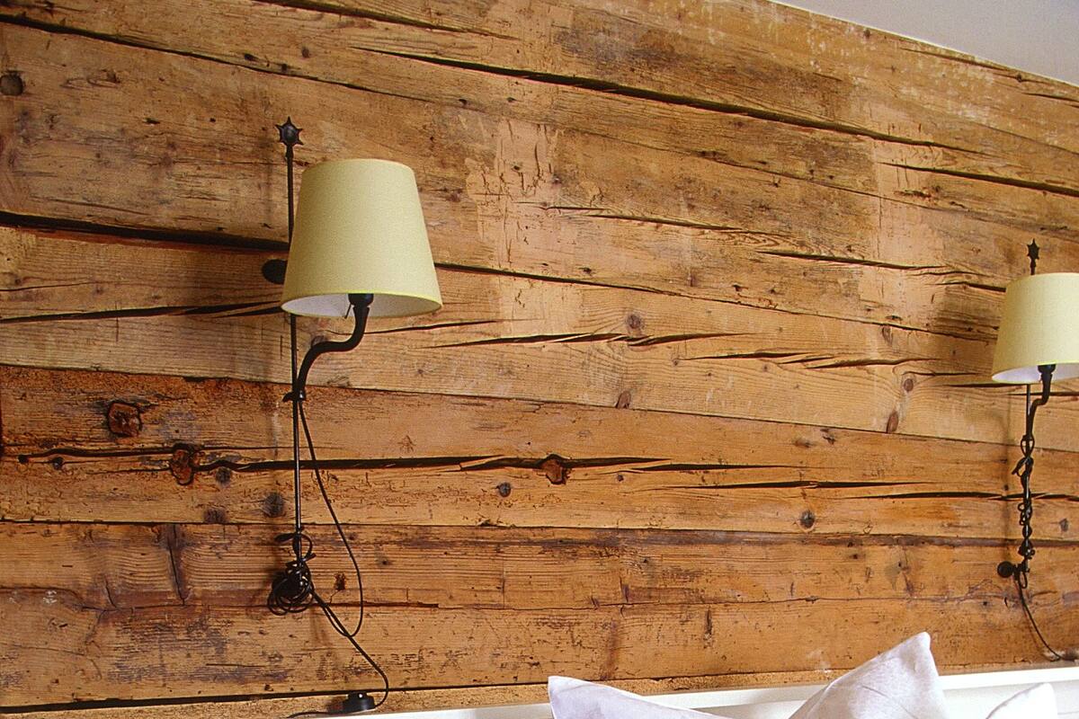Chambre double | Literie hypoallergénique, coffre-fort, bureau, fer et planche à repasser