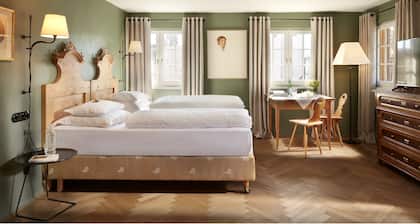 Gasthof Hirschen Schwarzenberg - Kunsthotel im Bregenzerwald