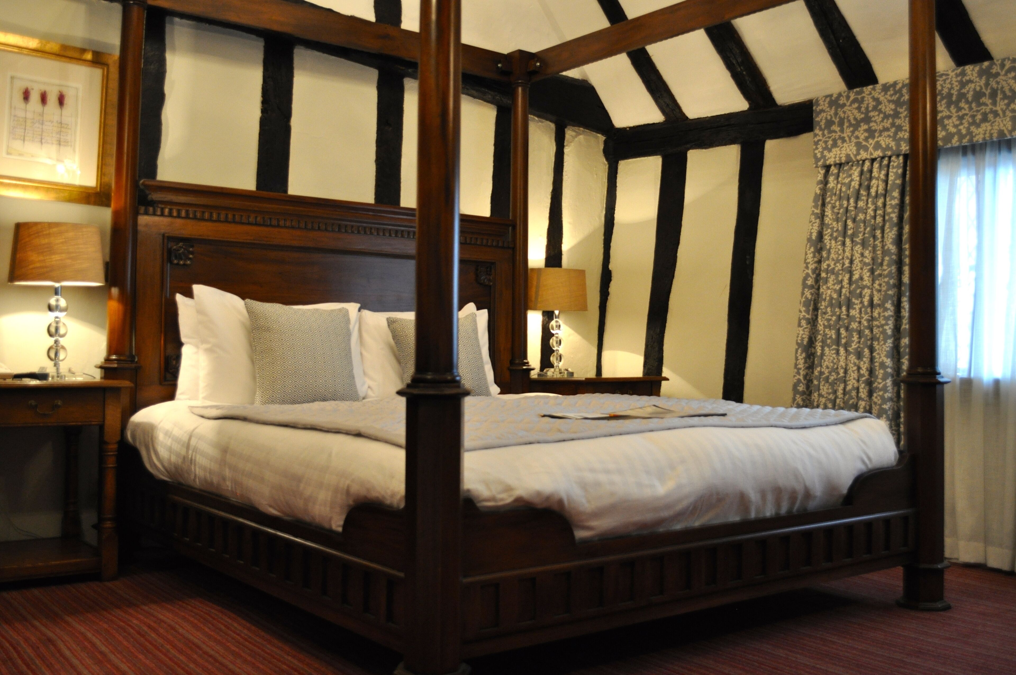 standard room, 1 double bed, non smoking (canopy bed) | premium bedding, desk, iron/ironing board, free wifi
