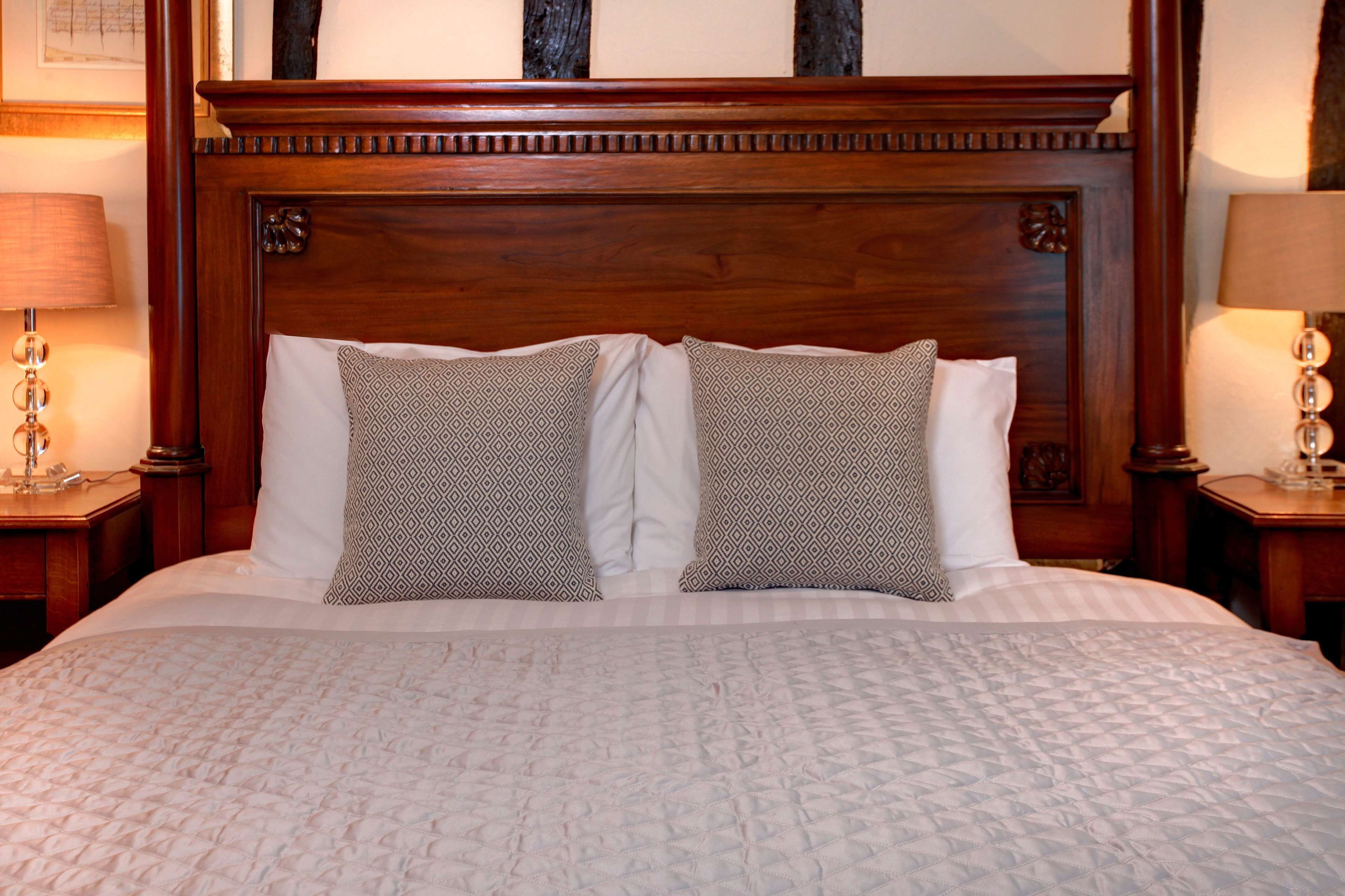 Camera Standard, 1 letto matrimoniale, non fumatori | Biancheria da letto di alta qualità, una scrivania, ferro/asse da stiro