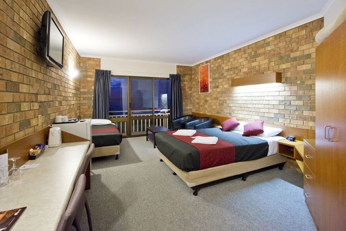 Desk, iron/ironing board, free WiFi, bed sheets