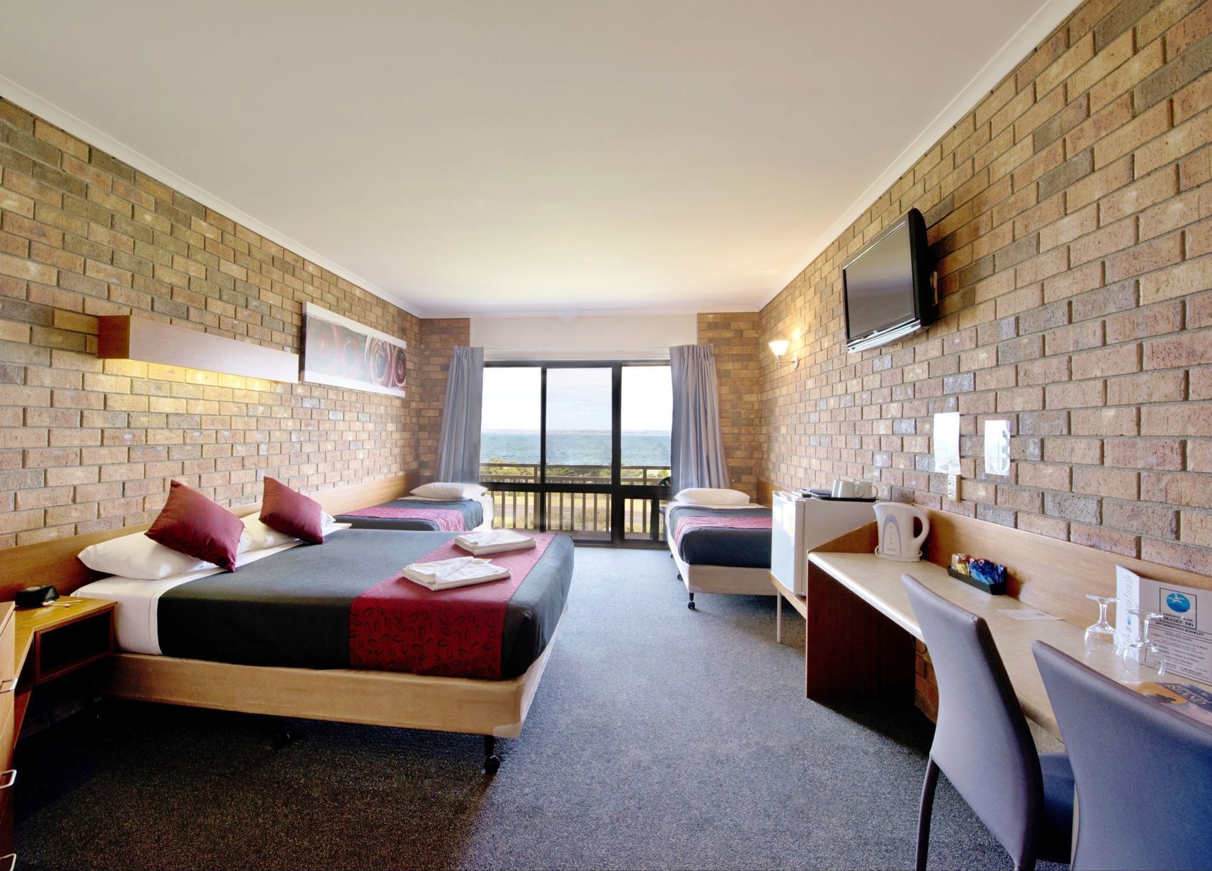 Desk, iron/ironing board, free WiFi, bed sheets