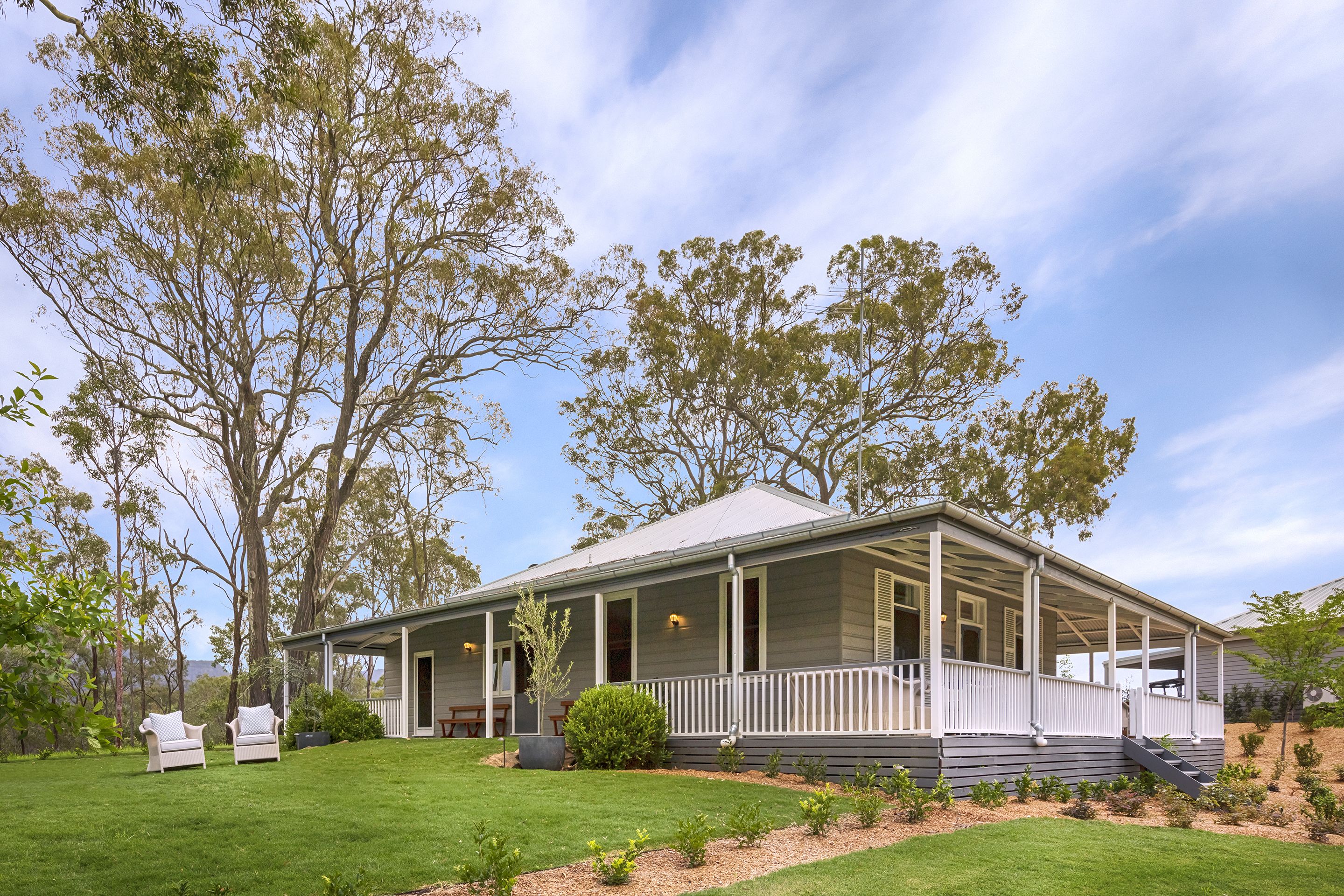 Minibar, in-room safe, iron/ironing board, free WiFi