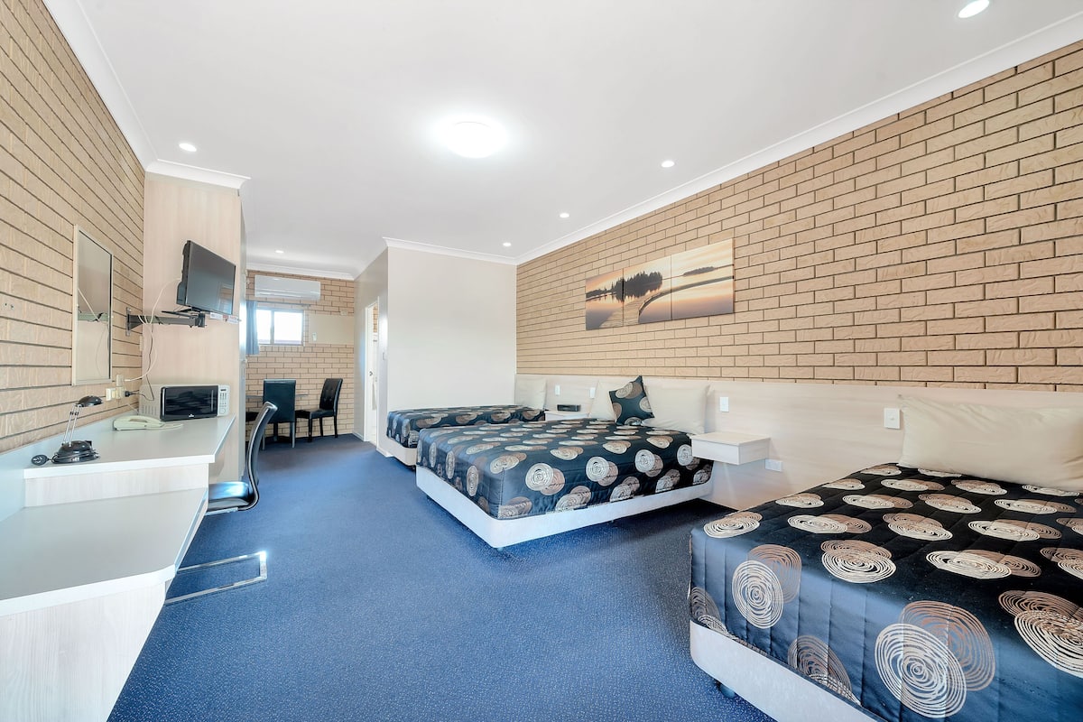 Family Room, Non Smoking (Standard Family Room) | Living area | LCD TV