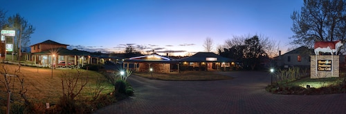 Rest Point Motor Inn