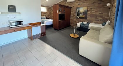 Rest Point Motor Inn