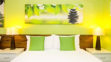 Deluxe Room, Queen plus 1 single | Premium bedding, soundproofing, iron/ironing board, free WiFi