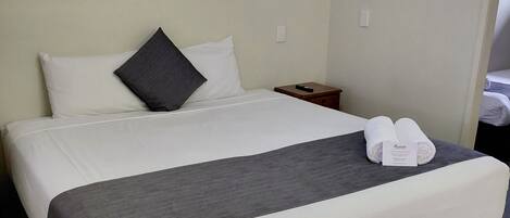 Standard Family Room (4ppl) | Desk, iron/ironing board, free WiFi, bed sheets