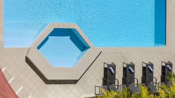 Outdoor pool, pool loungers