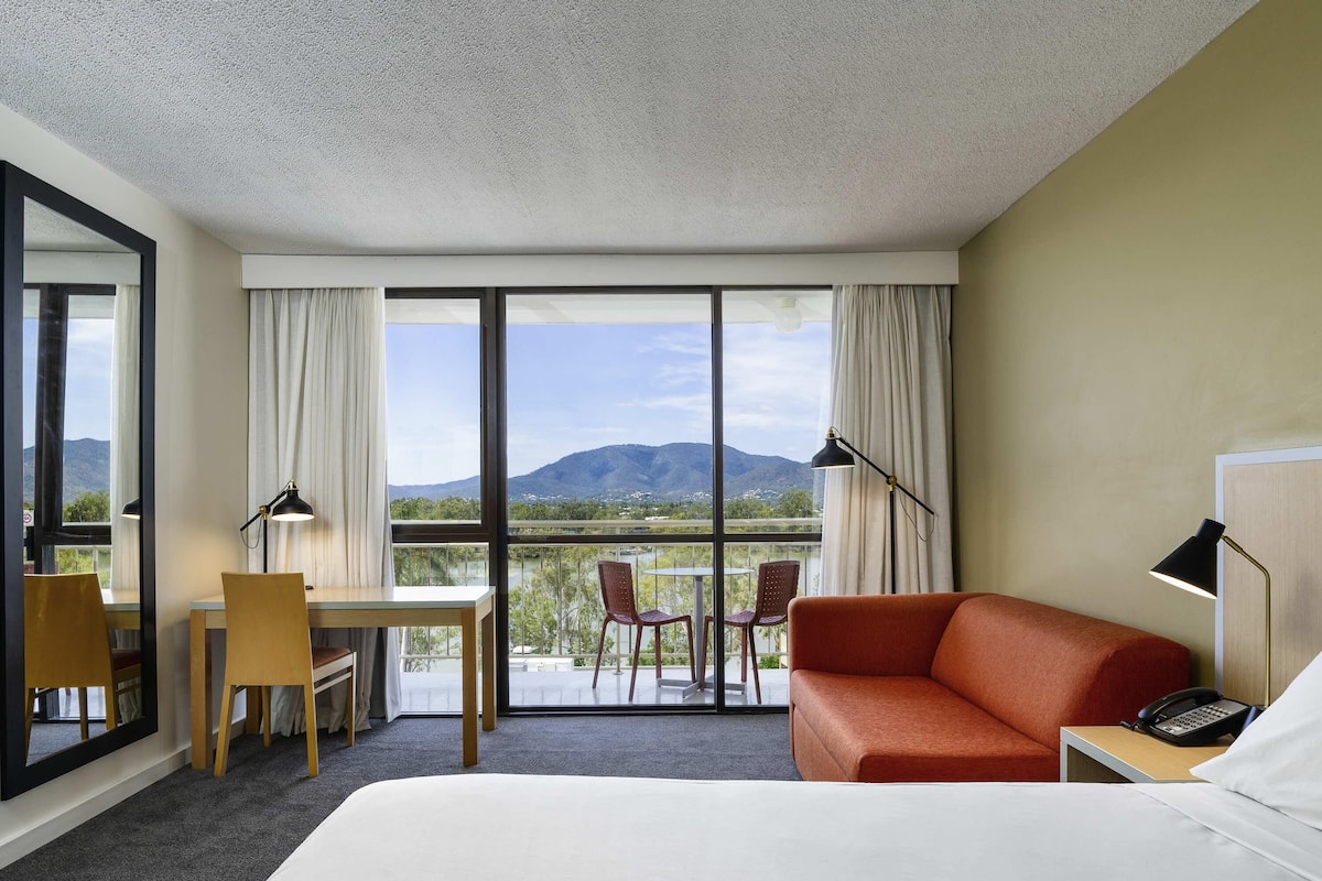 River View | 1 bedroom, pillowtop beds, in-room safe, desk