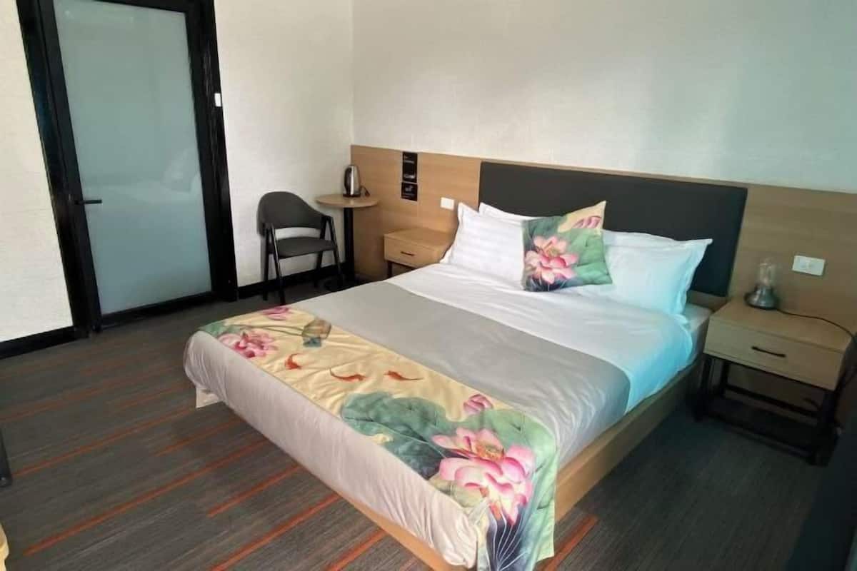 Desk, blackout drapes, iron/ironing board, free WiFi