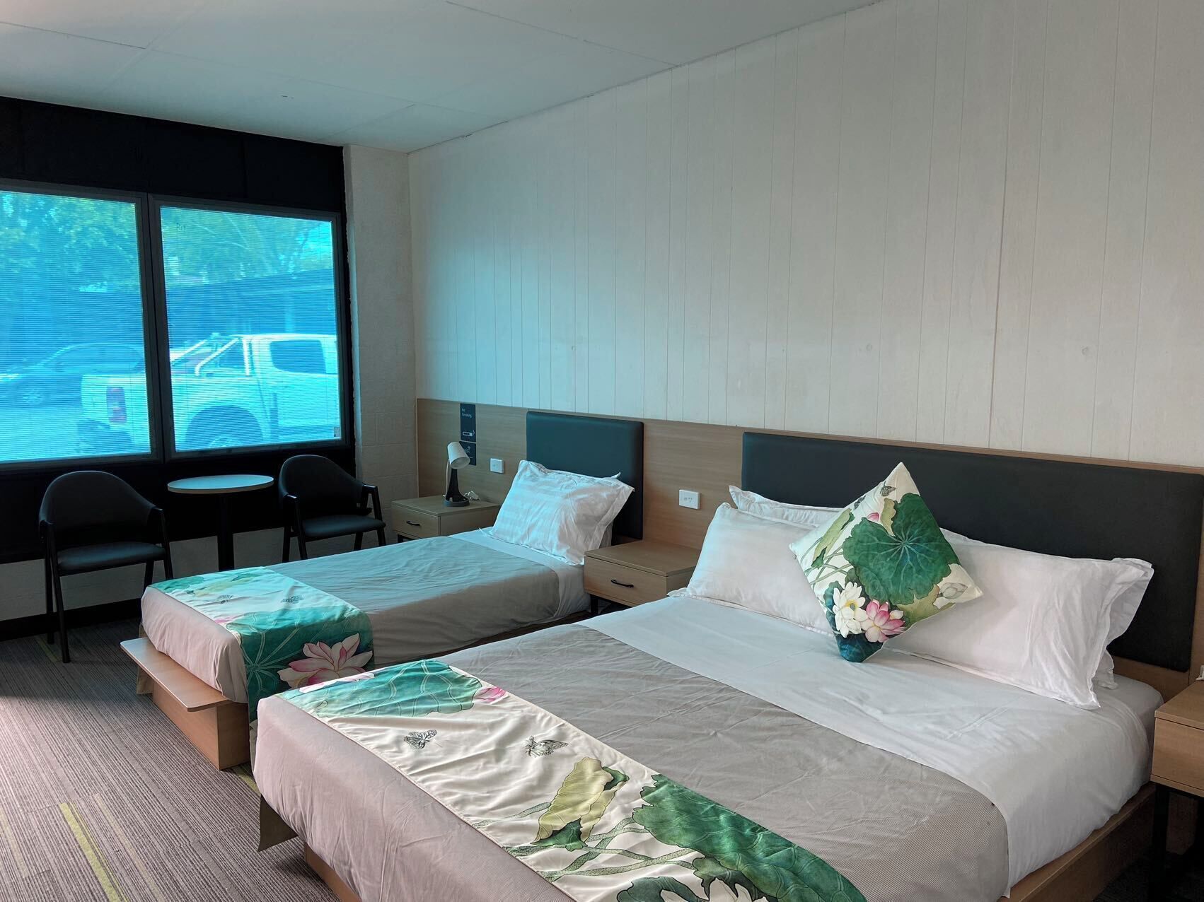 Superior Triple Room | Desk, blackout curtains, iron/ironing board, free WiFi