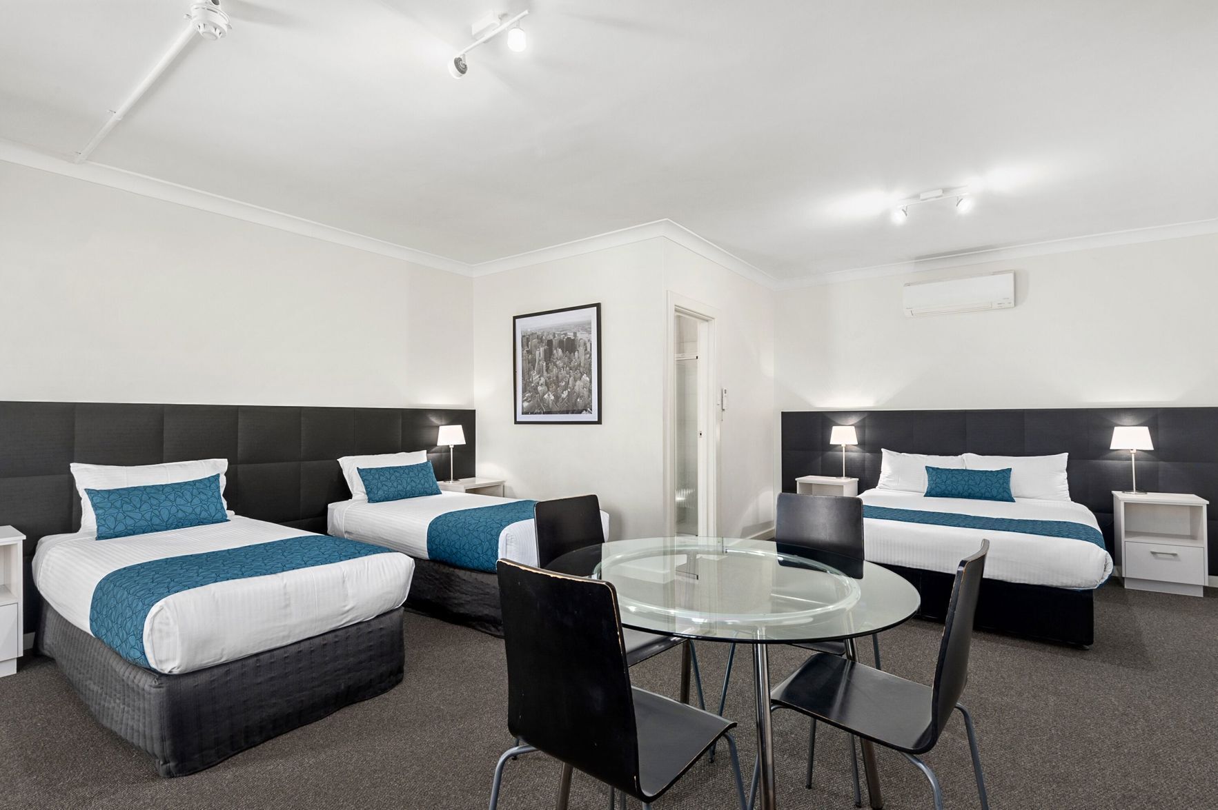 Premium bedding, iron/ironing board, free WiFi, bed sheets