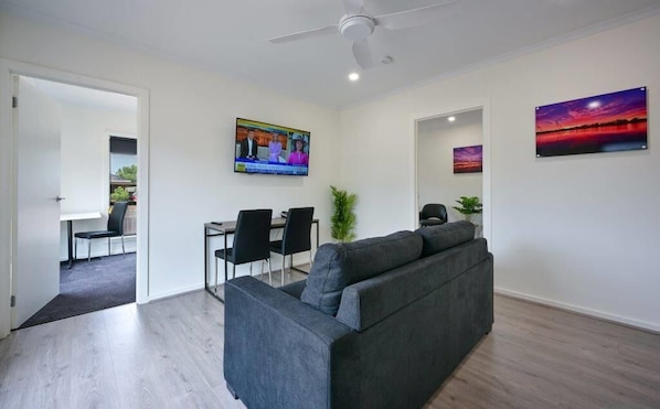 Suite, Multiple Beds, Non Smoking | Desk, iron/ironing board, cribs/infant beds, free WiFi