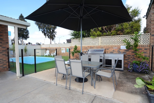 BBQ/picnic area