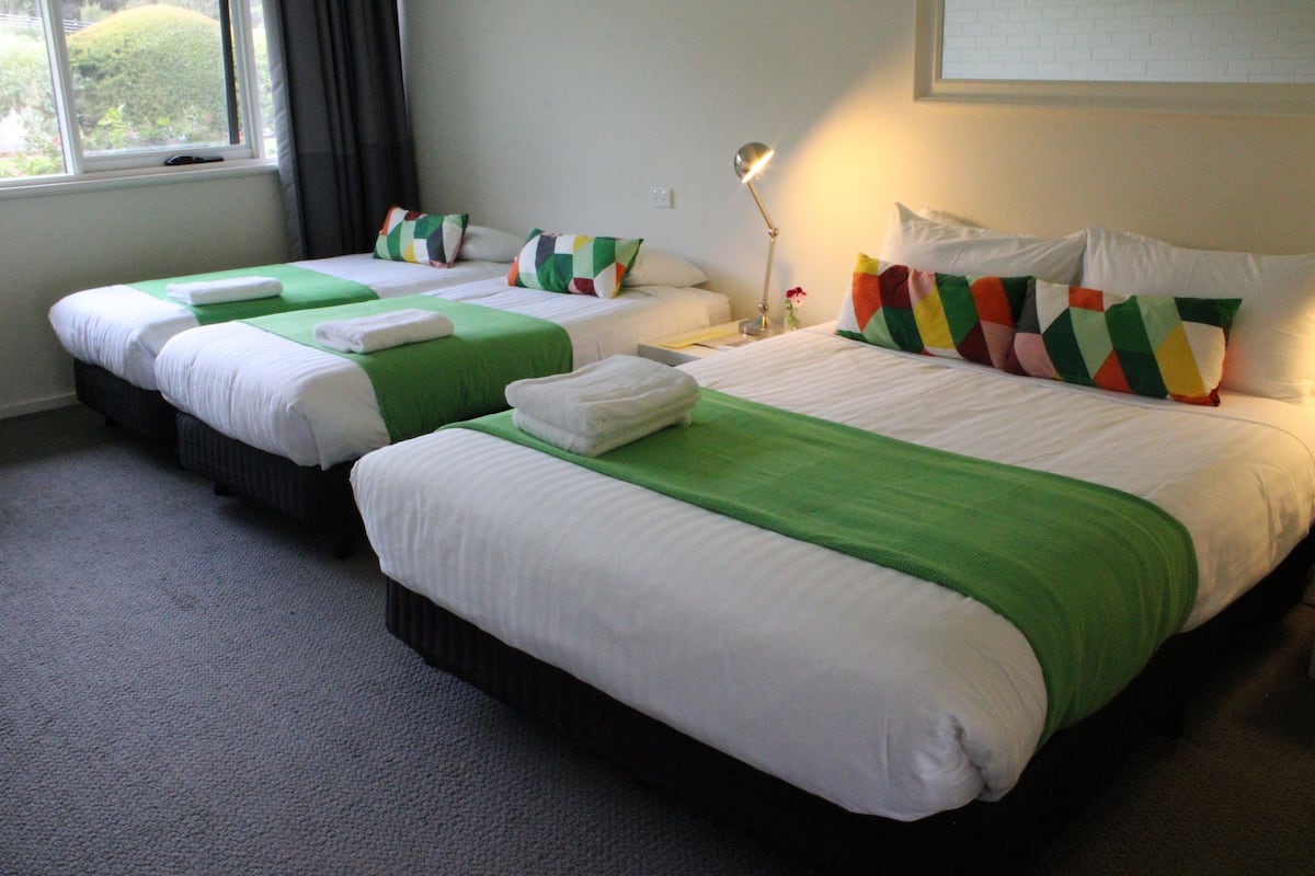 熨斗/熨衣板、免费 WiFi、床单、轮椅无障碍