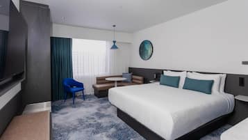 Habitación, 1 cama King size, para no fumadores | Caja de seguridad en la habitación y insonorización