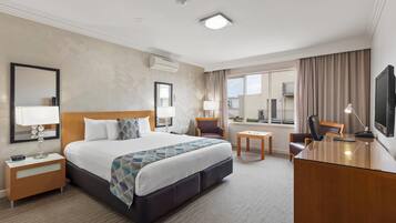 Caja de seguridad en la habitación y sistema de insonorización