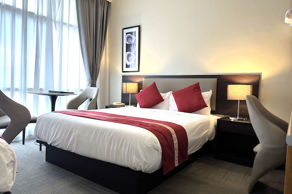 Kamar Superior (Queen Single) | Kedap suara, setrika/meja setrika, Wi-Fi gratis, dan seprai linen